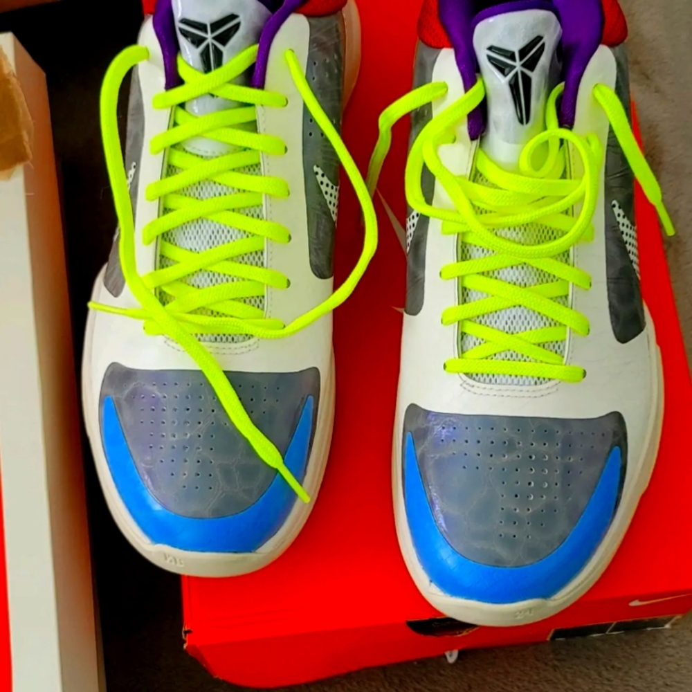 Brand new kobe 5 pj tuckers